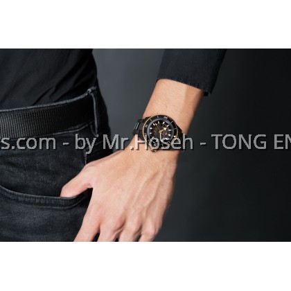 RADO Captain Cook High-Tech Ceramic Automatic R32127162