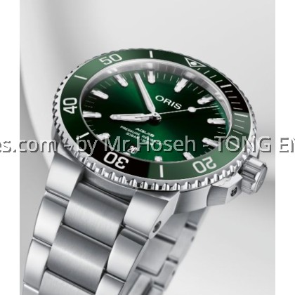 Oris Aquis Date 43.5mm 01 733 7730 4157-07 8 24 05PEB