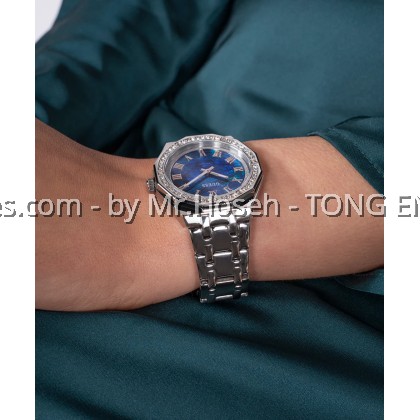 GUESS Ladies Silver Tone Analog Watch 36mm GUESS Ladies Silver Tone Analog Watch 36mm