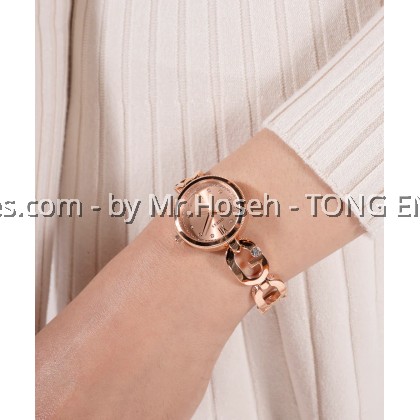 GUESS Ladies Rose Gold Tone Analog Watch 30mm GW0759L3