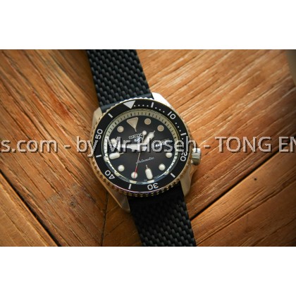 Seiko 5 Sport Superman Greyish-Black SRPD73K2 Seiko 5 Sport Superman Greyish-Black SRPD73K2