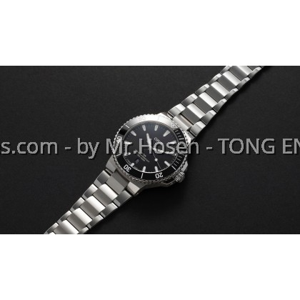 Oris Aquis Date 43.5mm 01 733 7789 4154-07 8 23 04PEB