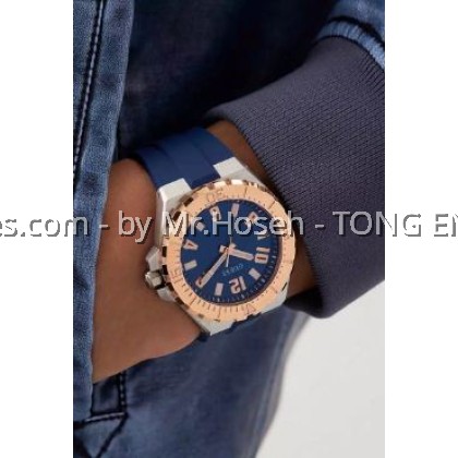 GUESS Mens Blue Rose Gold Tone Analog Watch 44mm GW0906G3