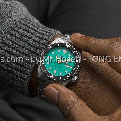 Seiko 5 Sports SKX ‘Midi’ Teal SRPK33K1 Seiko 5 Sports SKX ‘Midi’ Teal SRPK33K1