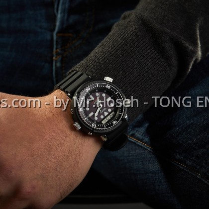 Seiko Prospex 'Arnie' Analog-Digital SNJ025P1 Seiko Prospex 'Arnie' Analog-Digital SNJ025P1